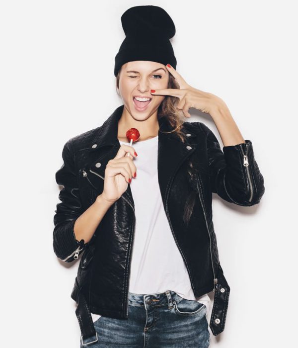 Girl_2_2-600x700